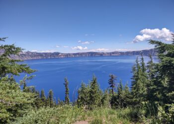 Day Trip: Crater Lake, Breathtaking Views